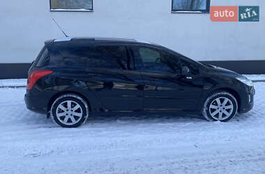 Универсал Peugeot 308 2010 в Хмельницком