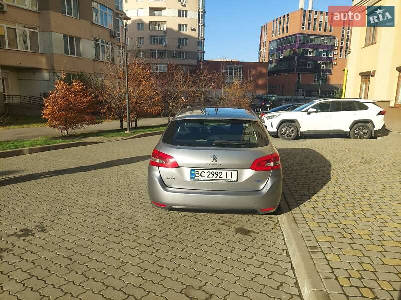Універсал Peugeot 308 2015 в Львові фото 3 Універсал Peugeot 308 2015 в Львові