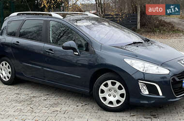 Хэтчбек Peugeot 308 2012 в Стрые