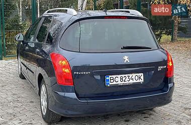 Хэтчбек Peugeot 308 2012 в Стрые