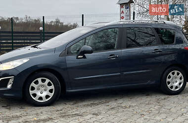 Хэтчбек Peugeot 308 2012 в Стрые