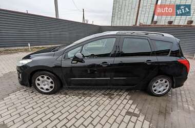 Хетчбек Peugeot 308 2011 в Радивиліві