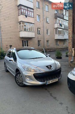 Універсал Peugeot 308 2010 в Рівному