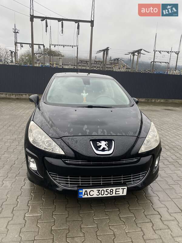 Peugeot 308 2011