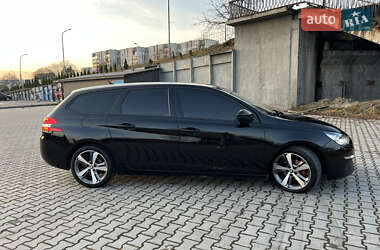 Универсал Peugeot 308 2014 в Дрогобыче