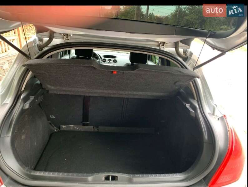 Хетчбек Peugeot 308 2007 в Андрушівці