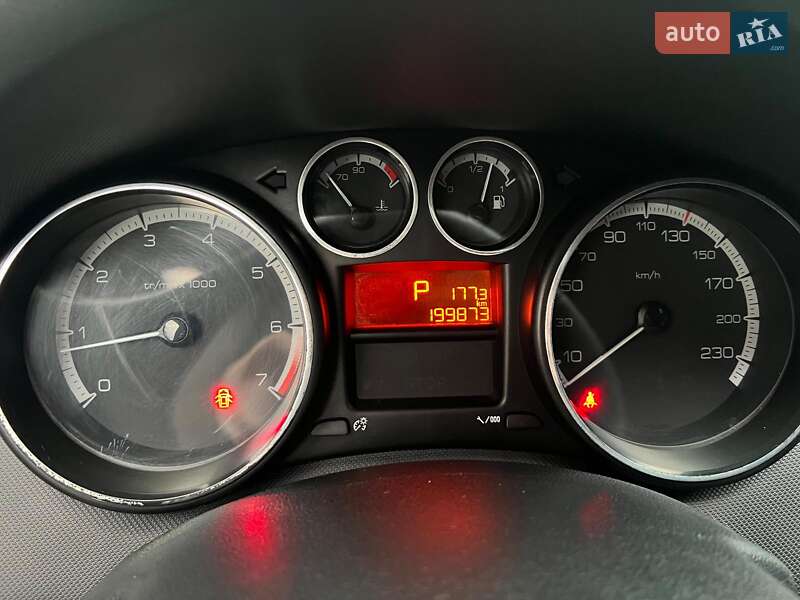 Хэтчбек Peugeot 308 2010 в Одессе