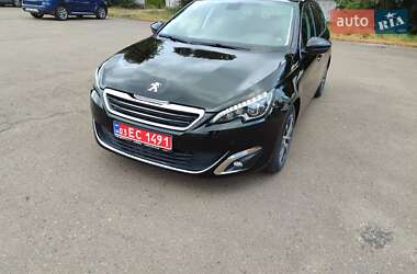 Універсал Peugeot 308 2016 в Рівному