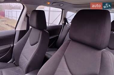 Универсал Peugeot 308 2011 в 