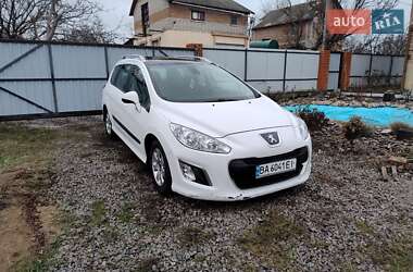 Универсал Peugeot 308 2011 в 