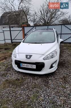 Универсал Peugeot 308 2011 в 