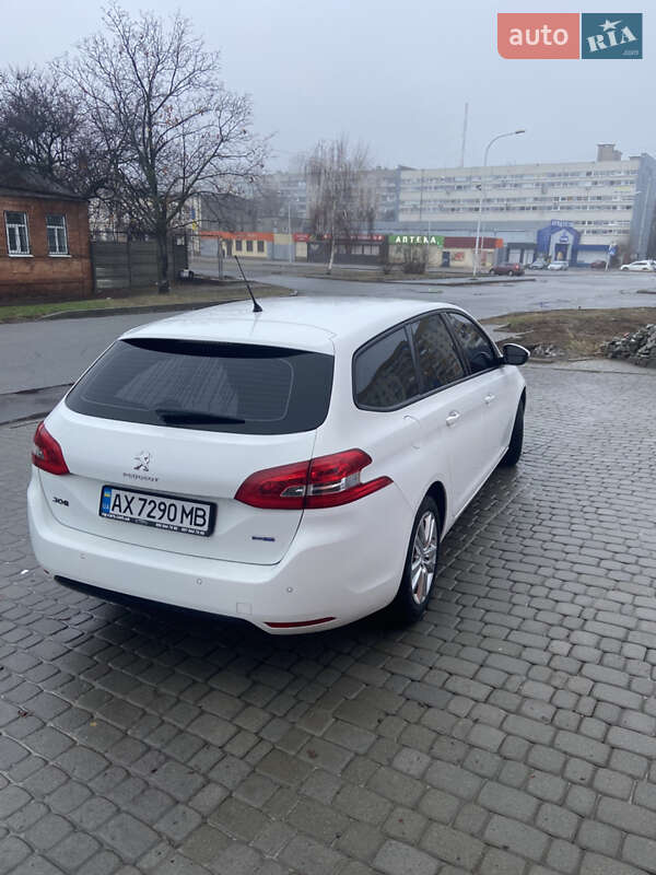Універсал Peugeot 308 2015 в Харкові