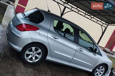 Хетчбек Peugeot 308 2010 в Чернігові