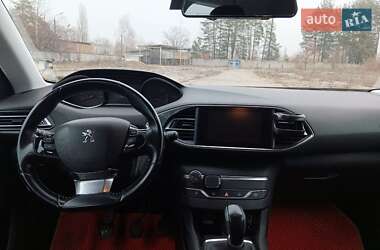 Универсал Peugeot 308 2017 в 