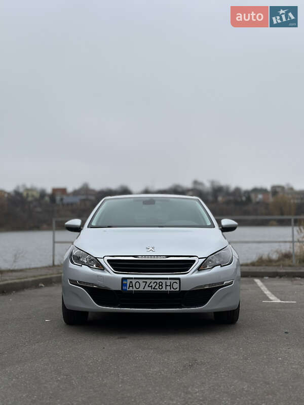 Универсал Peugeot 308 2017 в Кропивницком