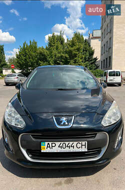 Хэтчбек Peugeot 308 2012 в Запорожье