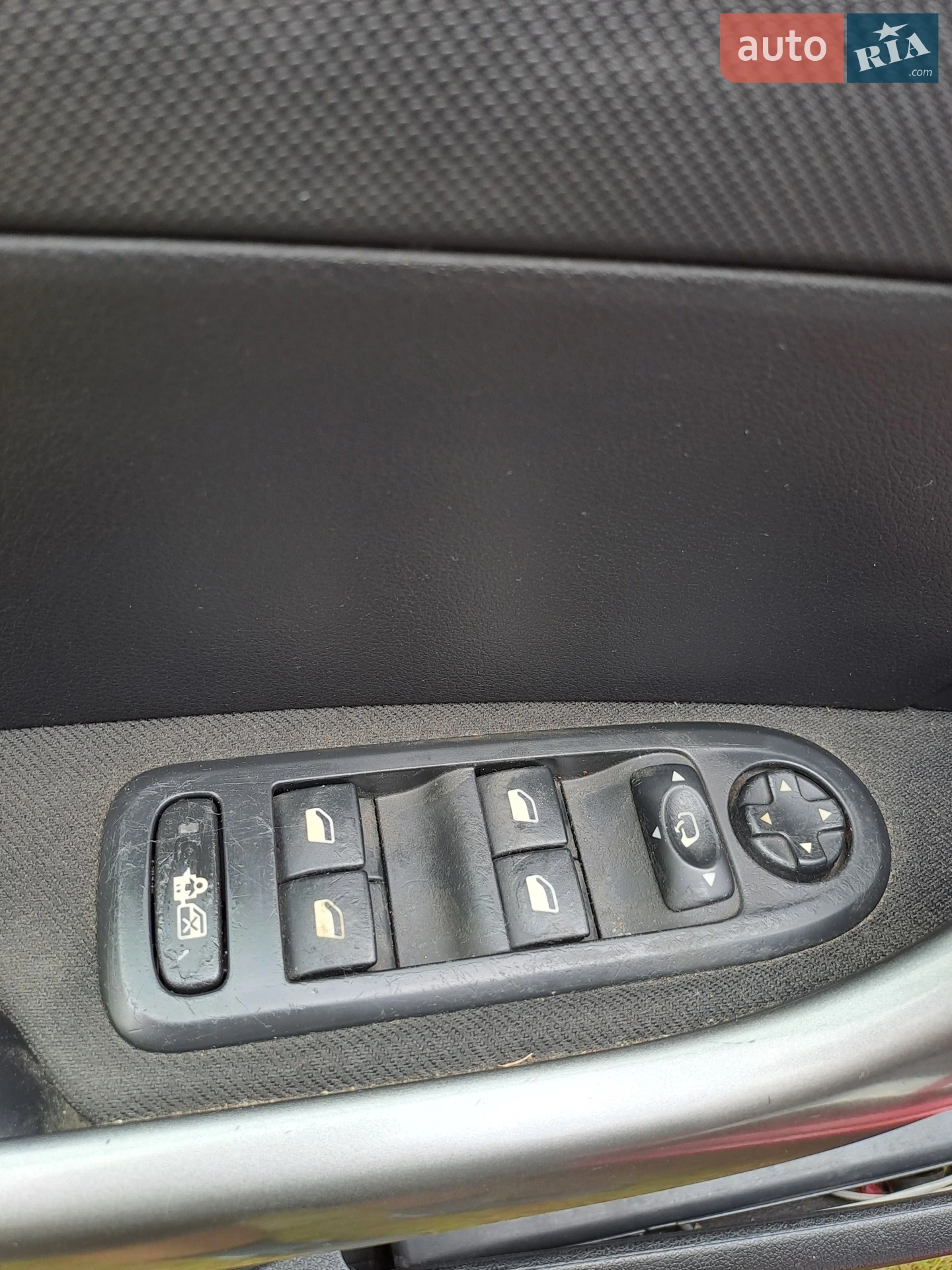 2011 Peugeot 308 - мініатюра 31
