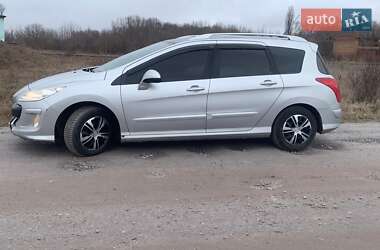 Универсал Peugeot 308 2010 в 