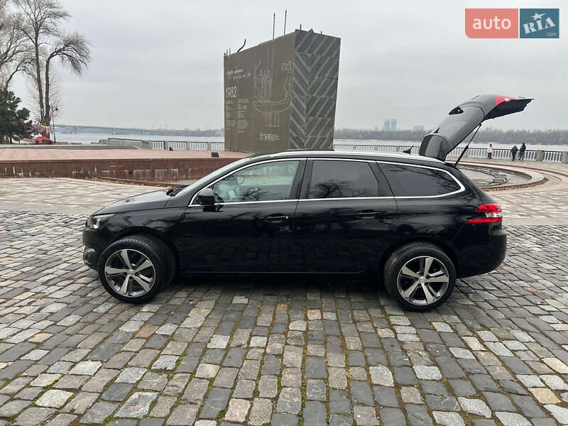 Універсал Peugeot 308 2015 в Києві