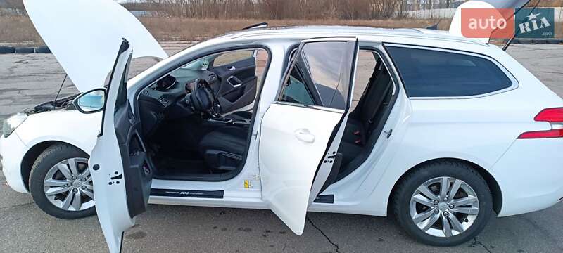 Універсал Peugeot 308 2014 в Києві