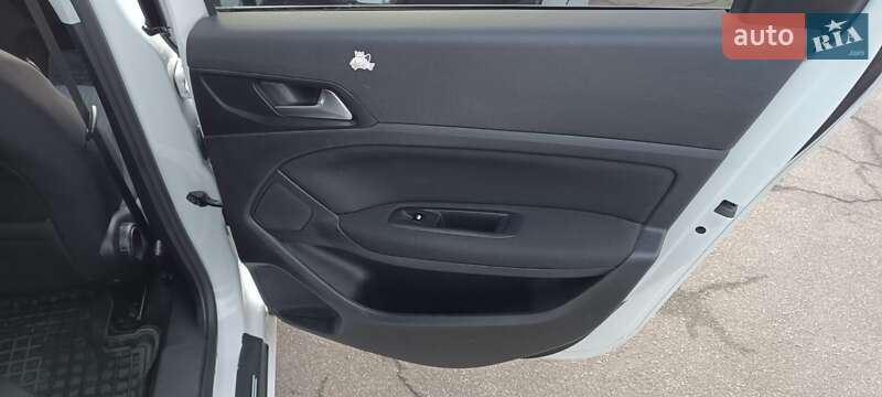 Універсал Peugeot 308 2014 в Києві