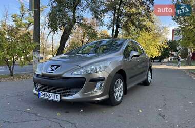 Хэтчбек Peugeot 308 2011 в Николаеве