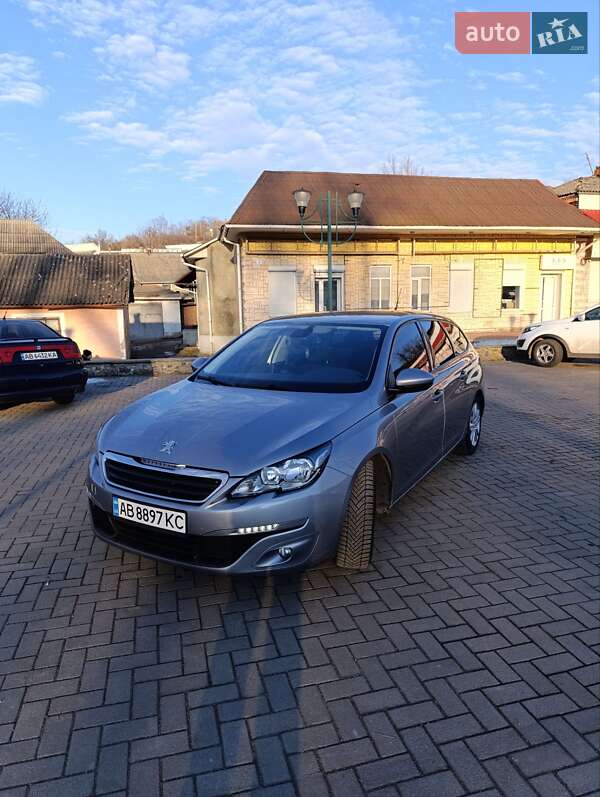 Универсал Peugeot 308 2015 в Могилев-Подольске