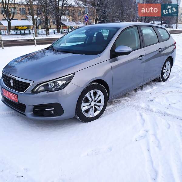 Универсал Peugeot 308 2018 в Дубно