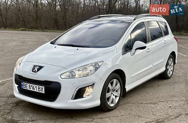 Універсал Peugeot 308 2012 в Братському