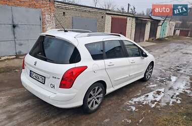 Універсал Peugeot 308 2011 в Львові