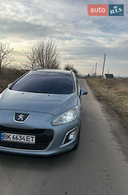 Універсал Peugeot 308 2011 в Рівному