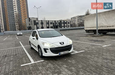 Хетчбек Peugeot 308 2010 в Києві