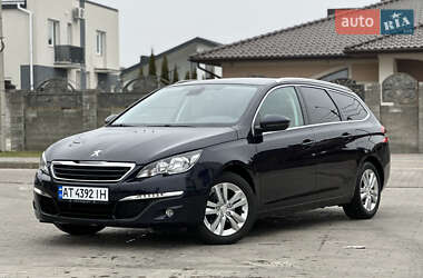 Универсал Peugeot 308 2015 в Ровно