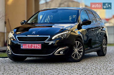 Универсал Peugeot 308 2016 в Трускавце