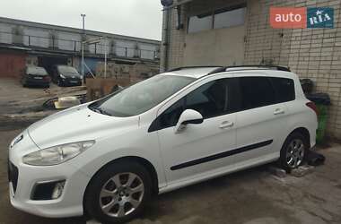 Универсал Peugeot 308 2011 в 