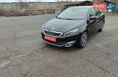 Універсал Peugeot 308 2016 в Рівному