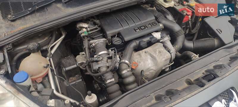 Универсал Peugeot 308 2009 в Бориславе