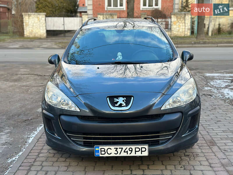 Універсал Peugeot 308 2010 в Львові