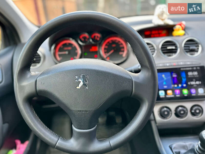 Універсал Peugeot 308 2010 в Львові