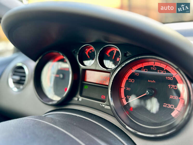 Універсал Peugeot 308 2010 в Львові