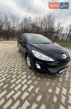 Хэтчбек Peugeot 308 2009 в Львове