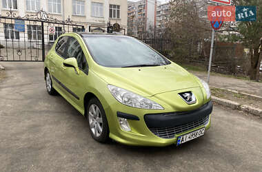 Хэтчбек Peugeot 308 2008 в Киеве