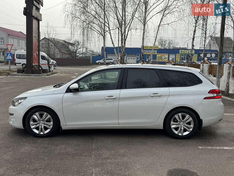 Универсал Peugeot 308 2015 в 