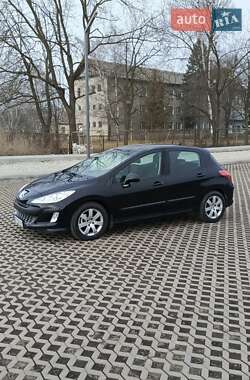 Хетчбек Peugeot 308 2008 в Коломиї