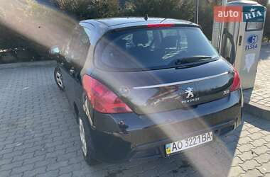 Хэтчбек Peugeot 308 2011 в 