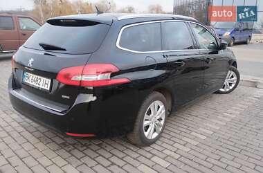 Универсал Peugeot 308 2014 в 