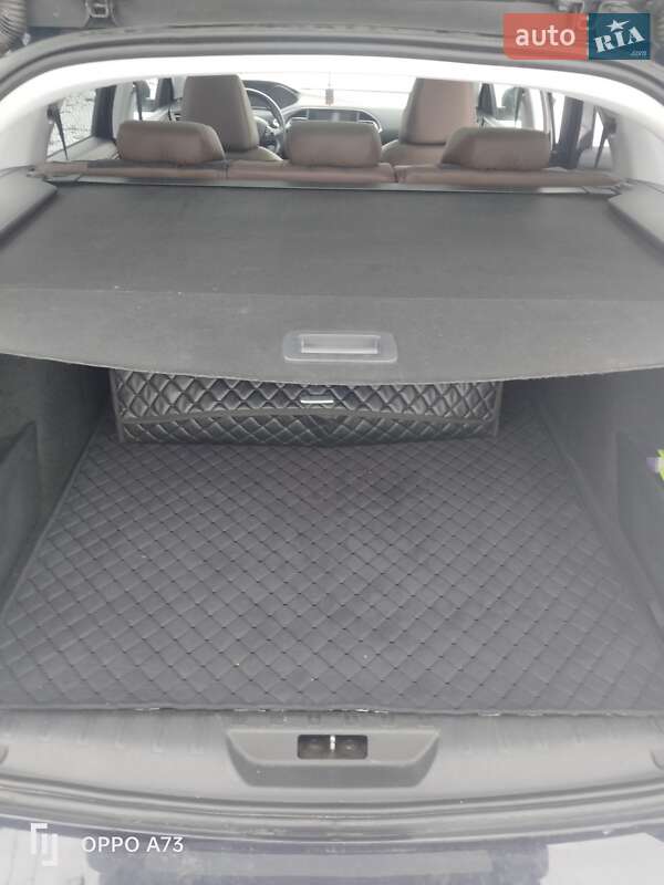 Універсал Peugeot 308 2015 в Маневичах