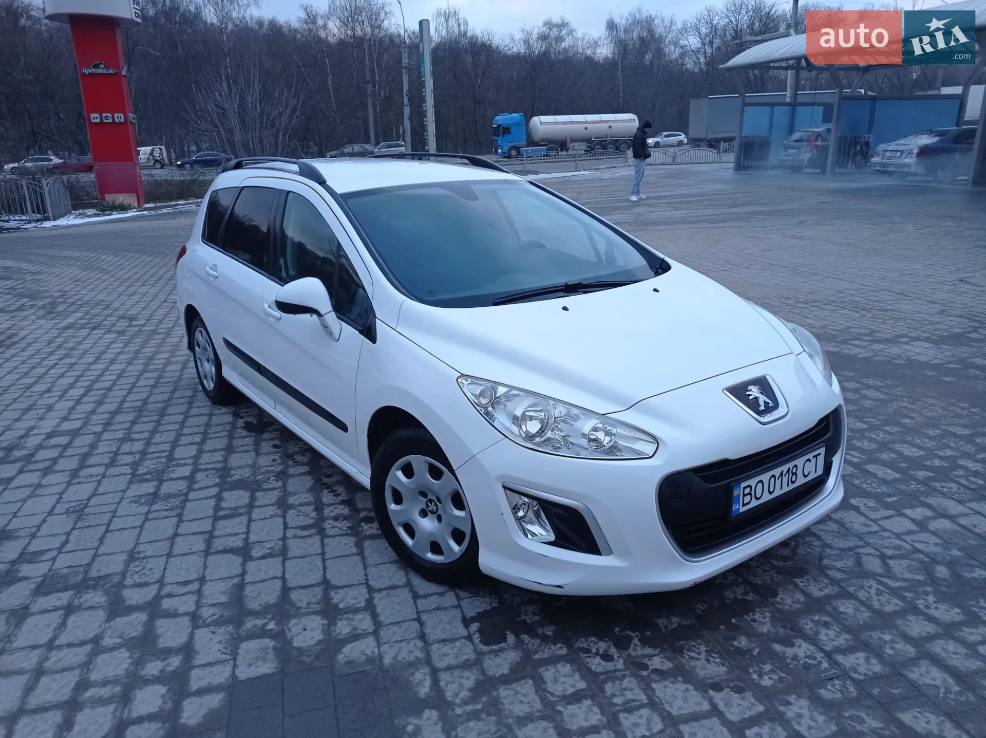 2012 Peugeot 308 - фото 1