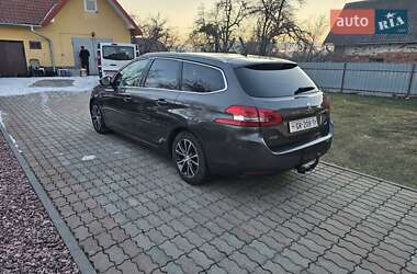 Универсал Peugeot 308 2015 в Стрые