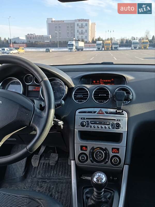 Універсал Peugeot 308 2012 в Львові